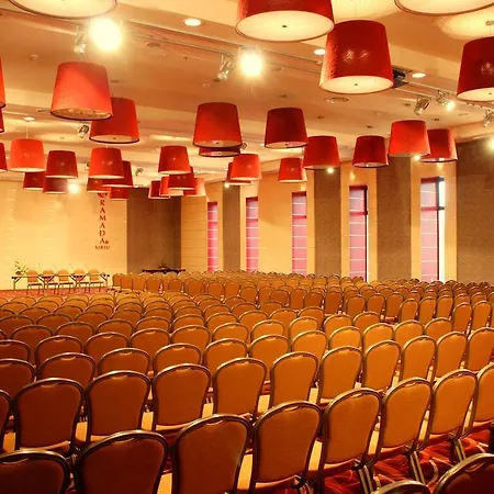 Ramada Hotel 4*