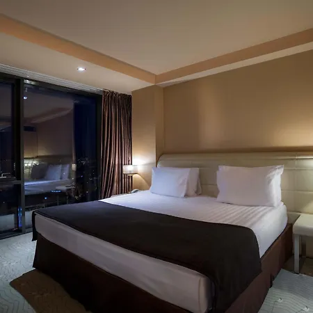 Ramada Hotel