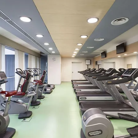 Ramada 4*