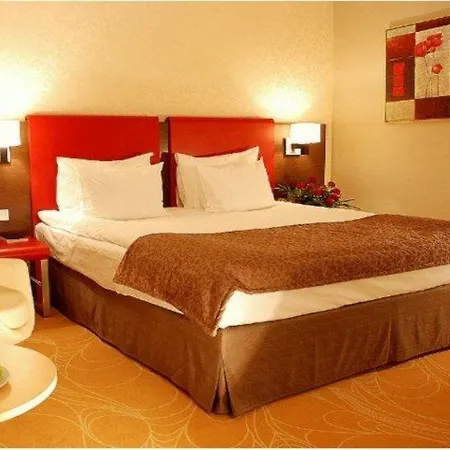 Hotel Ramada 4*