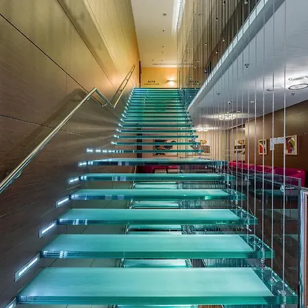 Ramada Otel